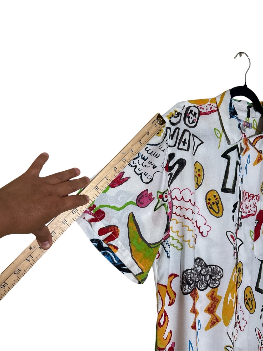 Urban Outfitters White Multicolor Graphic Short-Sleeve Button-Down Shirt,Medium - Picture 6 of 9